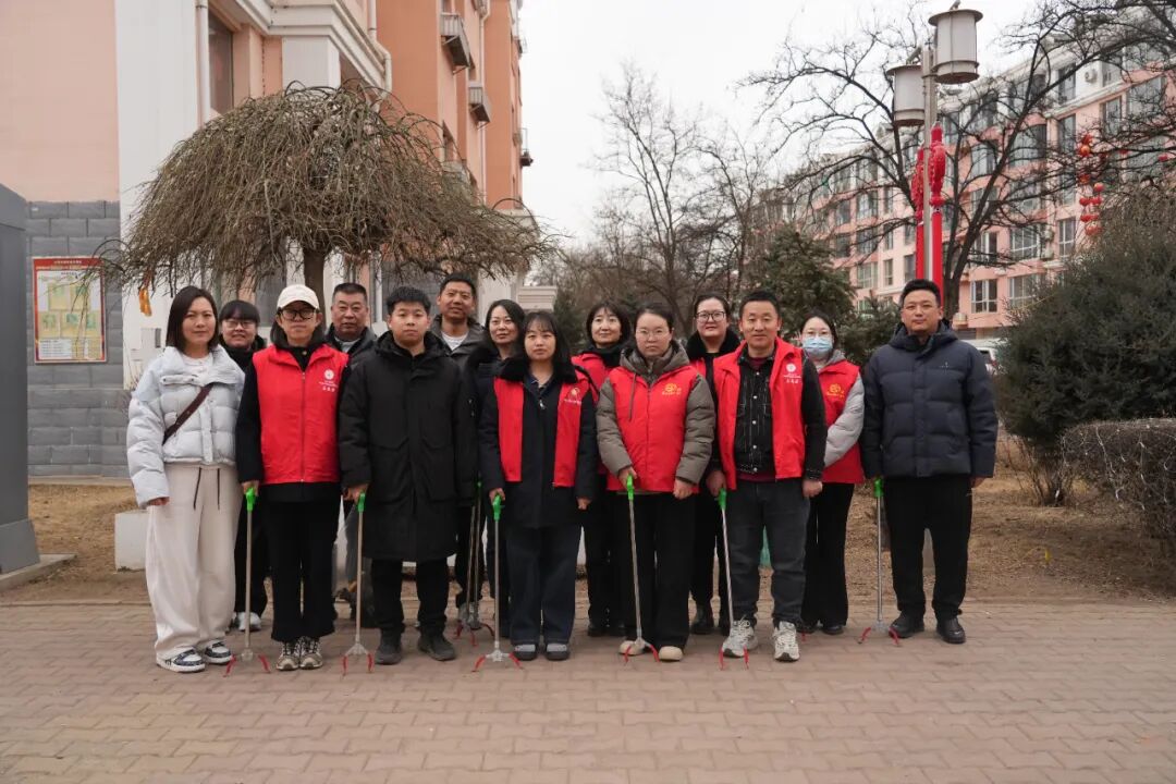 �����׷澫�� ����Я��ͬ�� ������������Ժ����������չ������԰��־Ը����